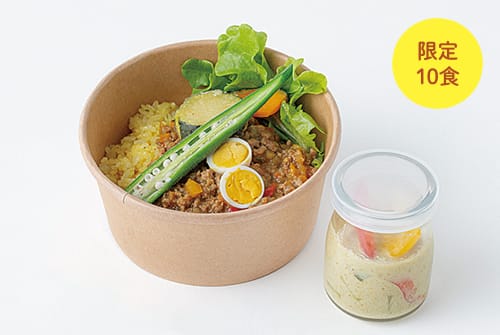 楽園極カレー、おうちカフェ楽園
